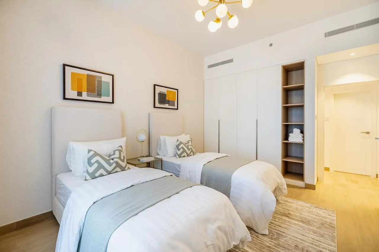 2Br La Cote B3, Community View Apartment Dubai