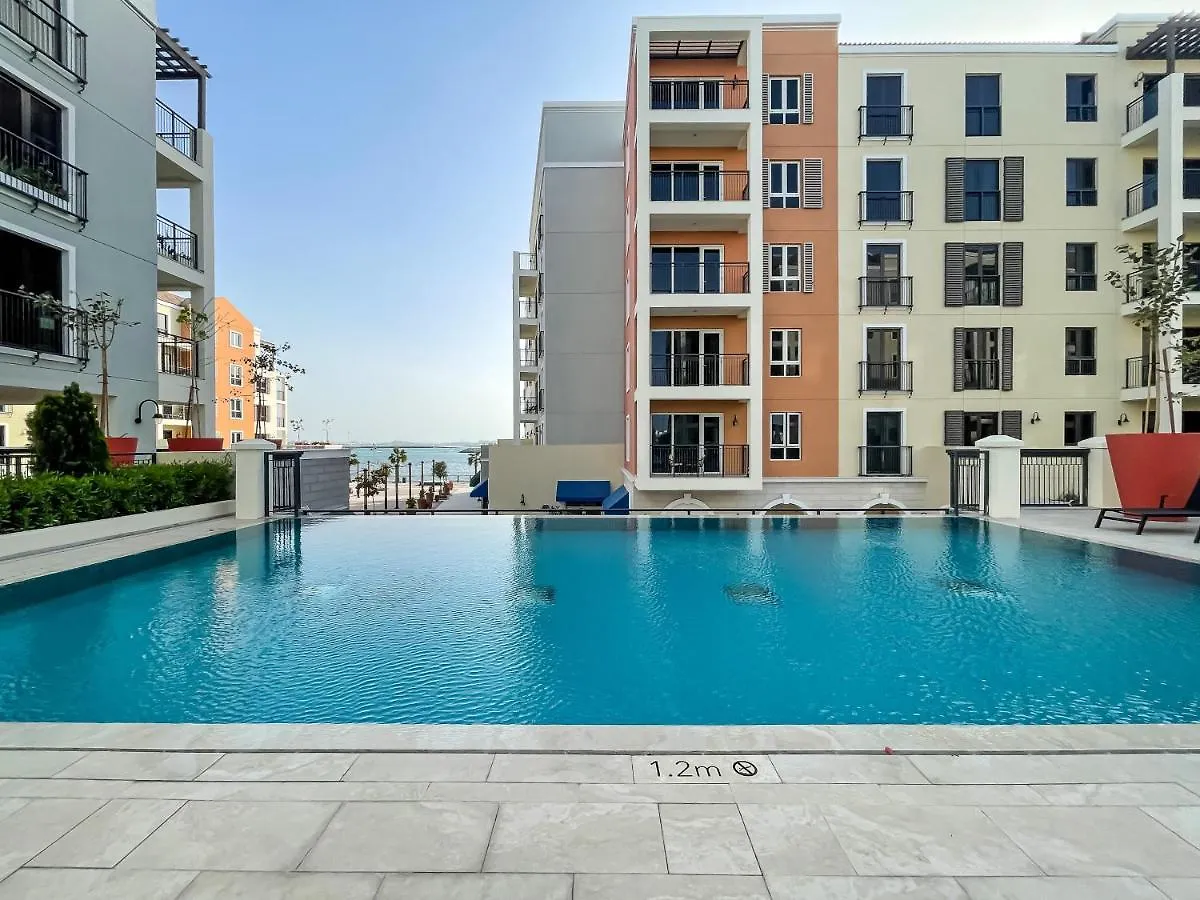 Apartment 2Br La Cote B3, Community View